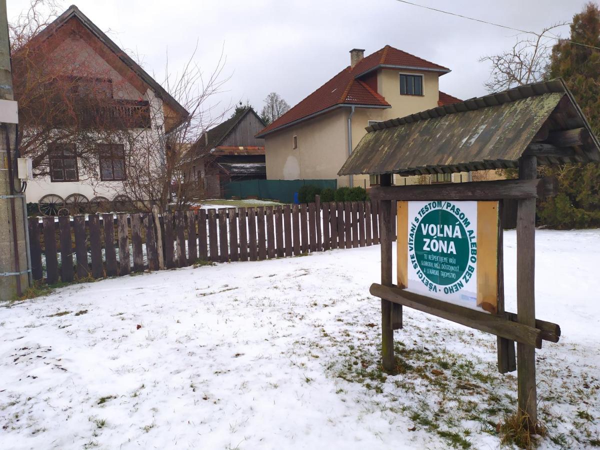 Gazdovsky Dvor "U Tlaciarov" Liptovsky Trnovec Bagian luar foto