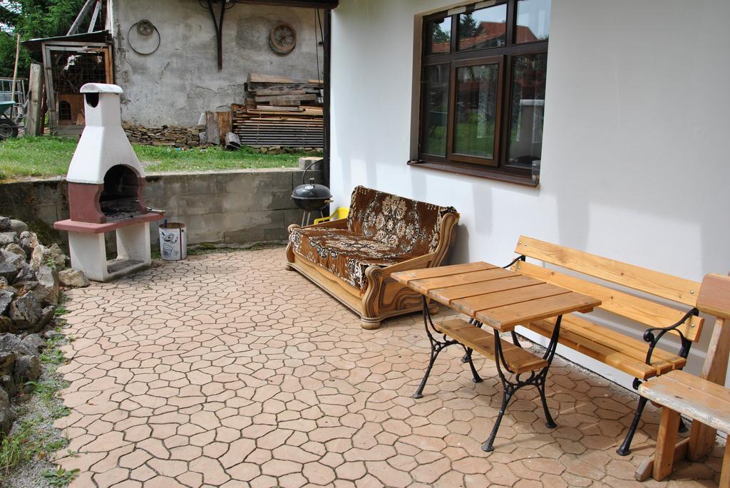 Gazdovsky Dvor "U Tlaciarov" Liptovsky Trnovec Bagian luar foto