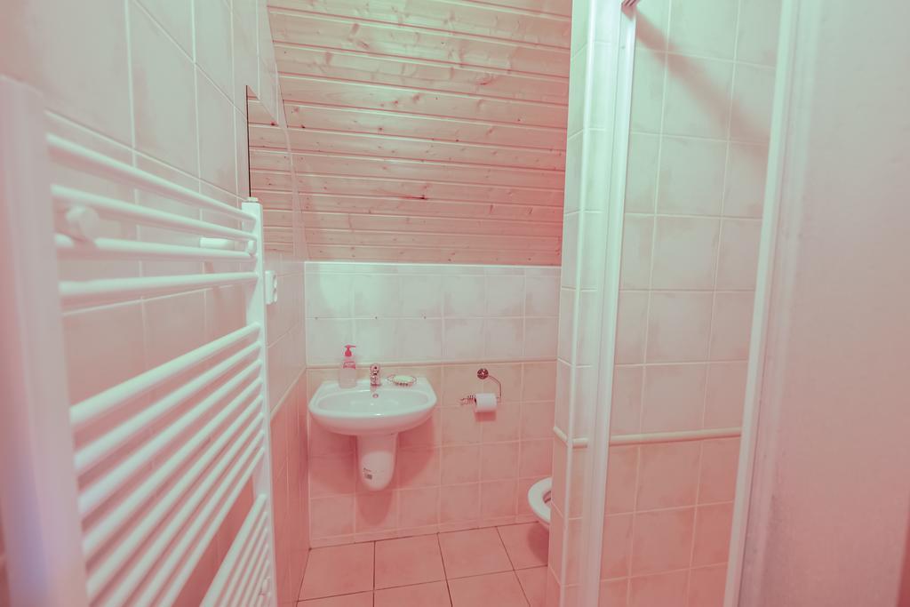Gazdovsky Dvor "U Tlaciarov" Liptovsky Trnovec Bagian luar foto
